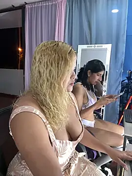 Snapshot of lilith_cut3 chatting on February 17, 2026, 1:02 am lilith cut3 online show from February 17, 2026, 1:02 am