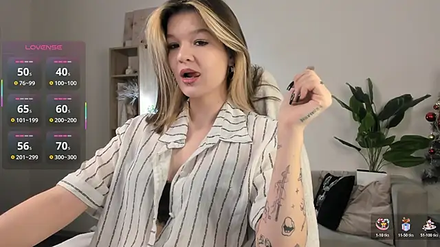 Kati Li online show from December 1, 2025, 11:04 am