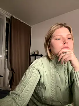 Snapshot of OpheliaRitz chatting on November 29, 2025, 2:20 pm OpheliaRitz online show from November 29, 2025, 2:20 pm