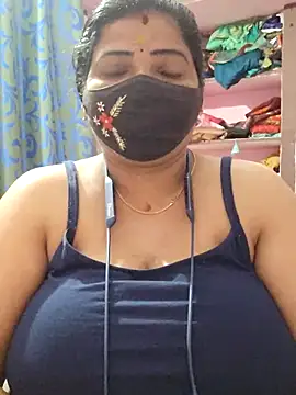 lathikaqueentamil online show from October 13, 2025, 7:47 pm