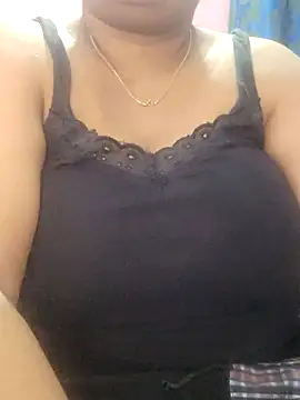 lathikaqueentamil online show from October 31, 2025, 4:41 pm