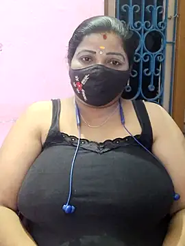 lathikaqueentamil online show from December 16, 2025, 5:07 pm