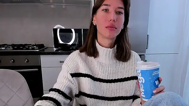 Snapshot of marylips chatting on December 5, 2025, 8:45 am marylips online show from December 5, 2025, 8:45 am