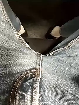 Ajayy01 online show from December 18, 2025, 3:29 pm