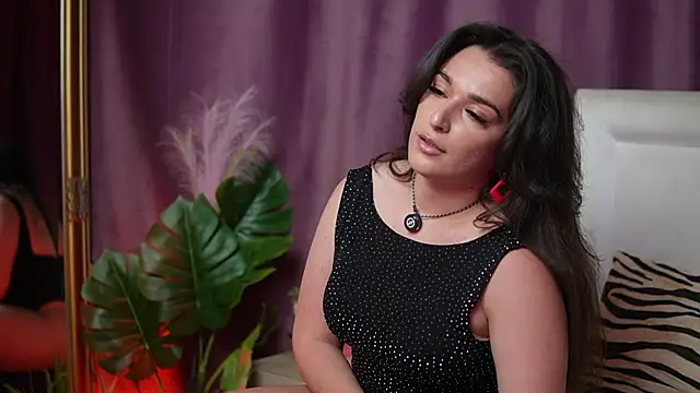 EmmaDallas online show from May 21, 2026, 7:10 pm
