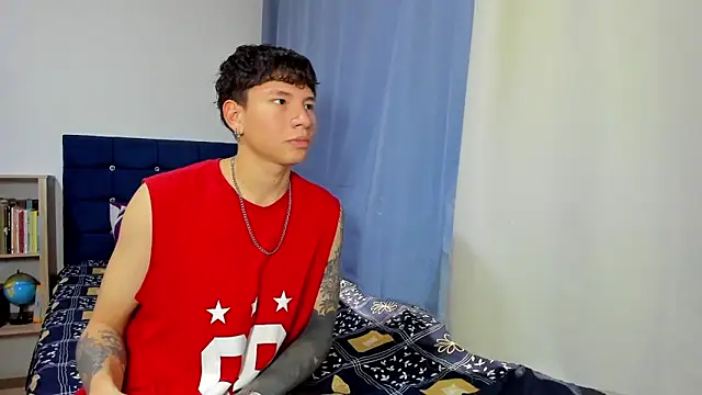 Tatiiana n Damiian online show from November 18, 2025, 10:14 pm