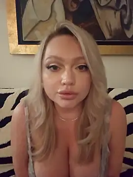 misstitmouseofficial online show from February 9, 2026, 7:07 pm