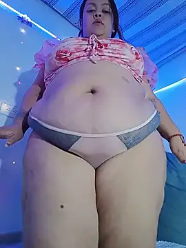 Snapshot of Julieta_Big chatting on January 9, 2026, 12:41 pm Julieta Big online show from January 9, 2026, 12:41 pm