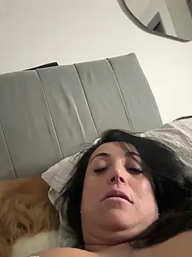 Snapshot of hotadhara01 chatting on February 28, 2026, 9:54 am hotadhara01 online show from February 28, 2026, 9:54 am