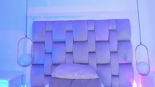 Snapshot of OnlyGia chatting on January 17, 2026, 3:11 am OnlyGia online show from January 17, 2026, 3:11 am