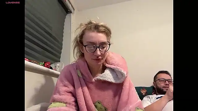 harleyblair online show from December 1, 2025, 11:10 pm