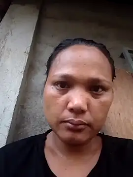 lady helen00 online show from November 17, 2025, 10:04 pm