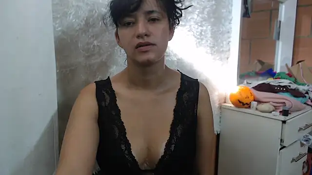 Snapshot of annie_clark2 chatting on February 8, 2026, 9:07 pm annie clark2 online show from February 8, 2026, 9:07 pm