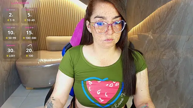 mariehw r online show from October 12, 2025, 12:48 pm