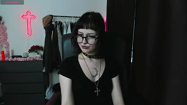 LiyaLuna online show from March 26, 2026, 3:28 pm