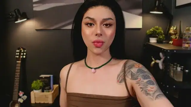 LUNACOCKSLAYER online show from October 30, 2025, 12:01 am