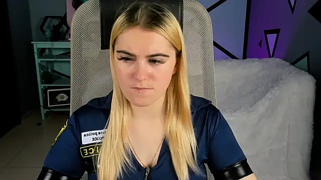 Stef Nicks online show from October 14, 2025, 9:21 am