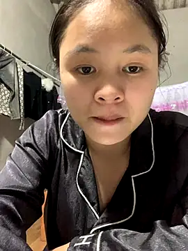 Snapshot of NhuFox chatting on September 20, 2025, 1:01 pm NhuFox online show from September 20, 2025, 1:01 pm