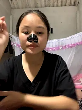 Snapshot of NhuFox chatting on September 21, 2025, 12:51 pm NhuFox online show from September 21, 2025, 12:51 pm