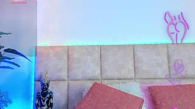 Snapshot of KarolBlanco chatting on November 13, 2025, 6:51 pm KarolBlanco online show from November 13, 2025, 6:51 pm