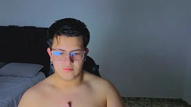 Snapshot of Ryan_Doretti chatting on October 4, 2025, 11:19 am Ryan Doretti online show from October 4, 2025, 11:19 am