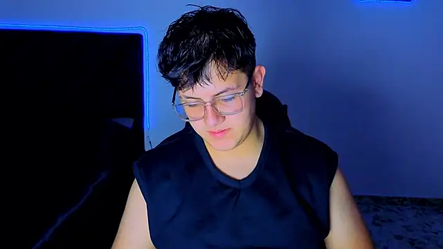 Snapshot of Ryan_Doretti chatting on November 23, 2025, 12:16 pm Ryan Doretti online show from November 23, 2025, 12:16 pm