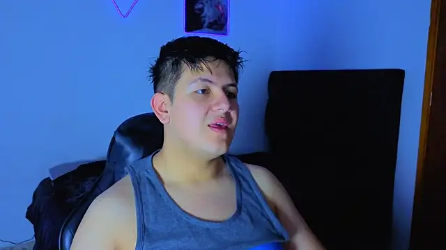 Snapshot of Ryan_Doretti chatting on November 29, 2025, 12:41 pm Ryan Doretti online show from November 29, 2025, 12:41 pm