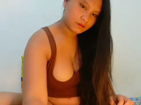 wildasianbigboobs online show from November 12, 2025, 5:19 am