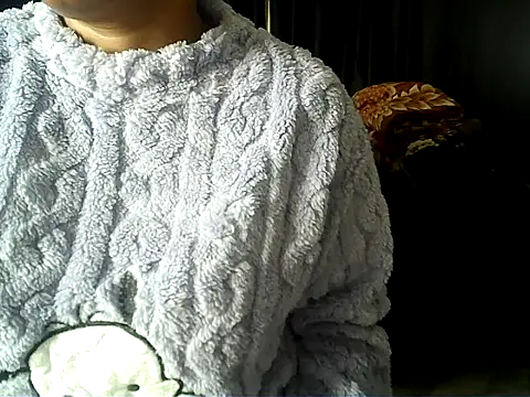 Anaconda-Mall online show from December 16, 2025, 6:13 pm