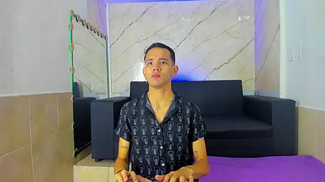 Snapshot of jeremytonner chatting on September 21, 2025, 3:41 am jeremytonner online show from September 21, 2025, 3:41 am