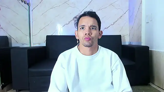 Snapshot of jeremytonner chatting on October 17, 2025, 3:42 am jeremytonner online show from October 17, 2025, 3:42 am