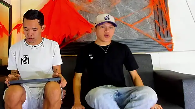 Snapshot of jeremytonner chatting on October 28, 2025, 3:54 am jeremytonner online show from October 28, 2025, 3:54 am