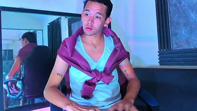 Snapshot of jeremytonner chatting on December 2, 2025, 4:51 am jeremytonner online show from December 2, 2025, 4:51 am