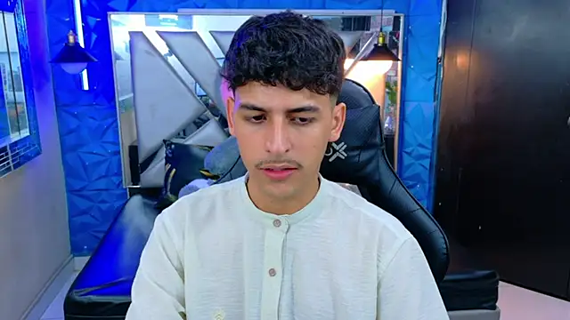 Snapshot of Alan_Del_Reyx chatting on September 27, 2025, 3:22 am Alan Del Reyx online show from September 27, 2025, 3:22 am