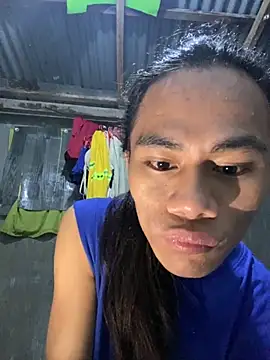 xxhottinybabe online show from October 24, 2025, 10:39 pm