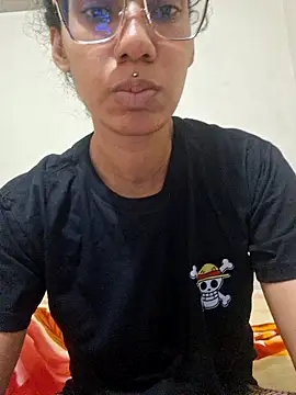 RavenShyfit online show from October 20, 2025, 8:42 pm