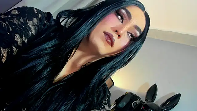 MagnaCumLoader17 online show from November 6, 2025, 9:48 pm