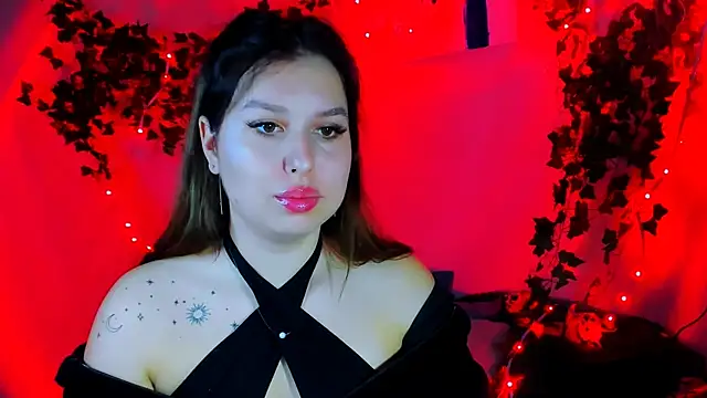 Snapshot of ChloeRicc chatting on January 14, 2026, 2:55 pm ChloeRicc online show from January 14, 2026, 2:55 pm