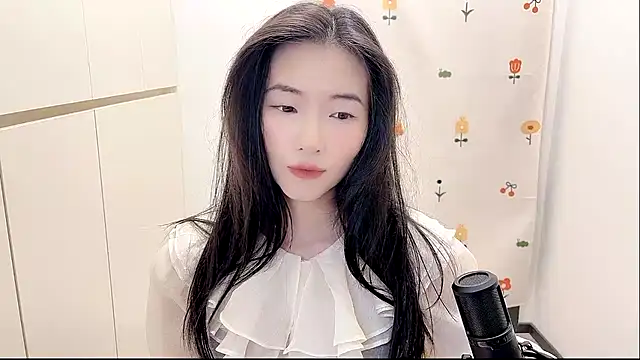Snapshot of Rosalind_xixi chatting on October 8, 2025, 11:19 am Rosalind xixi online show from October 8, 2025, 11:19 am