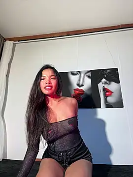 Snapshot of Sessash chatting on March 17, 2026, 7:55 am Sessash online show from March 17, 2026, 7:55 am