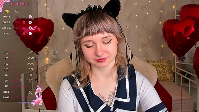 Snapshot of Tori_Cutie chatting on February 20, 2026, 12:07 am Tori Cutie online show from February 20, 2026, 12:07 am