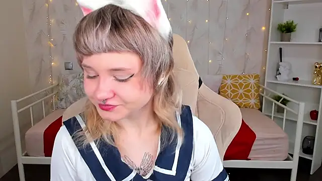 Snapshot of Tori_Cutie chatting on March 4, 2026, 12:05 am Tori Cutie online show from March 4, 2026, 12:05 am