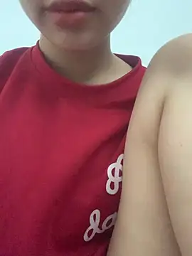 Snapshot of Nguyenha11 chatting on September 22, 2025, 8:38 am Nguyenha11 online show from September 22, 2025, 8:38 am