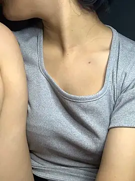 Snapshot of Nguyenha11 chatting on September 30, 2025, 7:46 am Nguyenha11 online show from September 30, 2025, 7:46 am