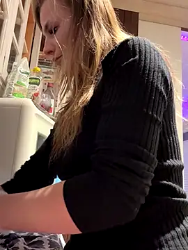 Snapshot of IsabellaEtha chatting on October 29, 2025, 4:48 am IsabellaEtha online show from October 29, 2025, 4:48 am