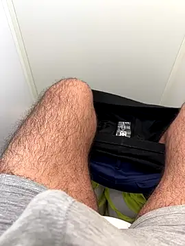 analtake13 online show from November 7, 2025, 1:33 pm