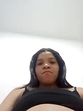 VictoriDior online show from January 13, 2026, 10:37 pm