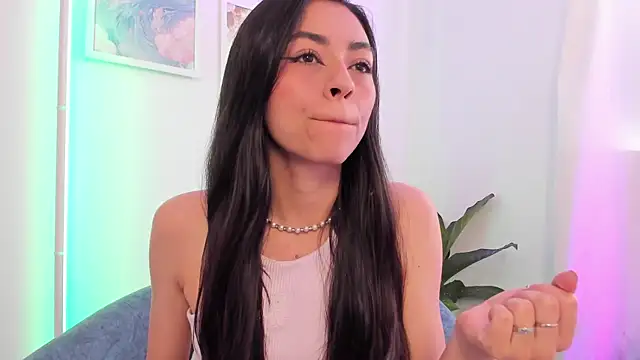 Snapshot of canelleGarces chatting on October 10, 2025, 4:50 pm canelleGarces online show from October 10, 2025, 4:50 pm