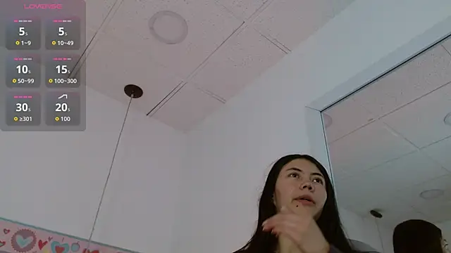 Snapshot of Tamygh_ chatting on May 21, 2026, 11:06 am Tamygh online show from May 21, 2026, 11:06 am
