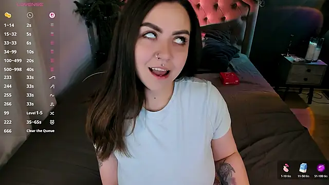 Snapshot of ashton_heidii chatting on December 13, 2025, 10:37 pm ashton heidii online show from December 13, 2025, 10:37 pm